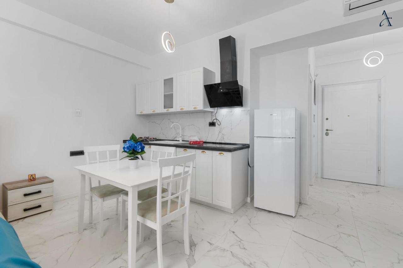 Rentforcomfort Saint George Studio & Sea View Mamaia Eksteriør bilde